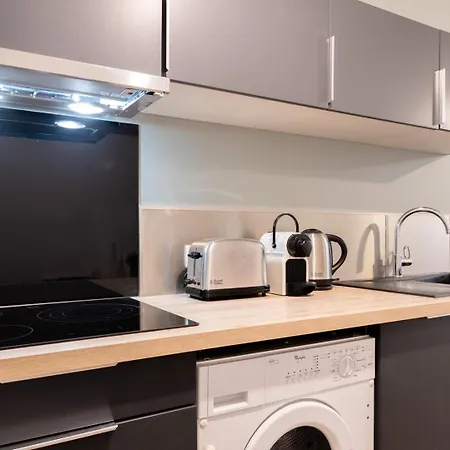 아파트 Centre: 2bed 2bath Apartment! 릴