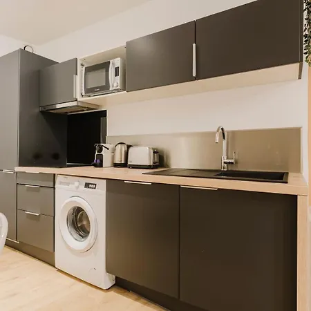 Centre: 2bed 2bath Apartment! Apartmán Lille