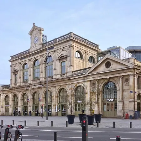 Centre: 2bed 2bath Apartment! Lille