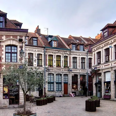 Centre: 2bed 2bath Apartment! * Lille
